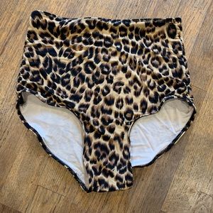 High waist leopard bottom